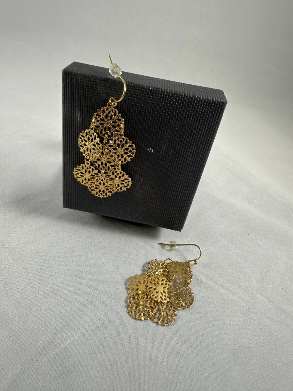 Lia Sophia Gold Filigree Floral Chandelier Earrings – NYFW VIP Gifting Suite
